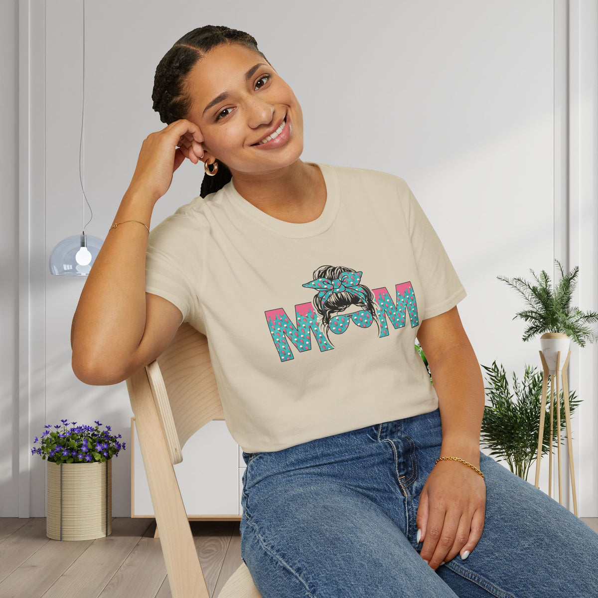 Mom (Teal/Pink Cheetah Print) Adult T-shirt