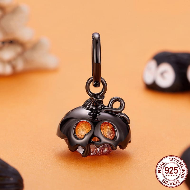 Gothic Jack-o'-Lantern Charm