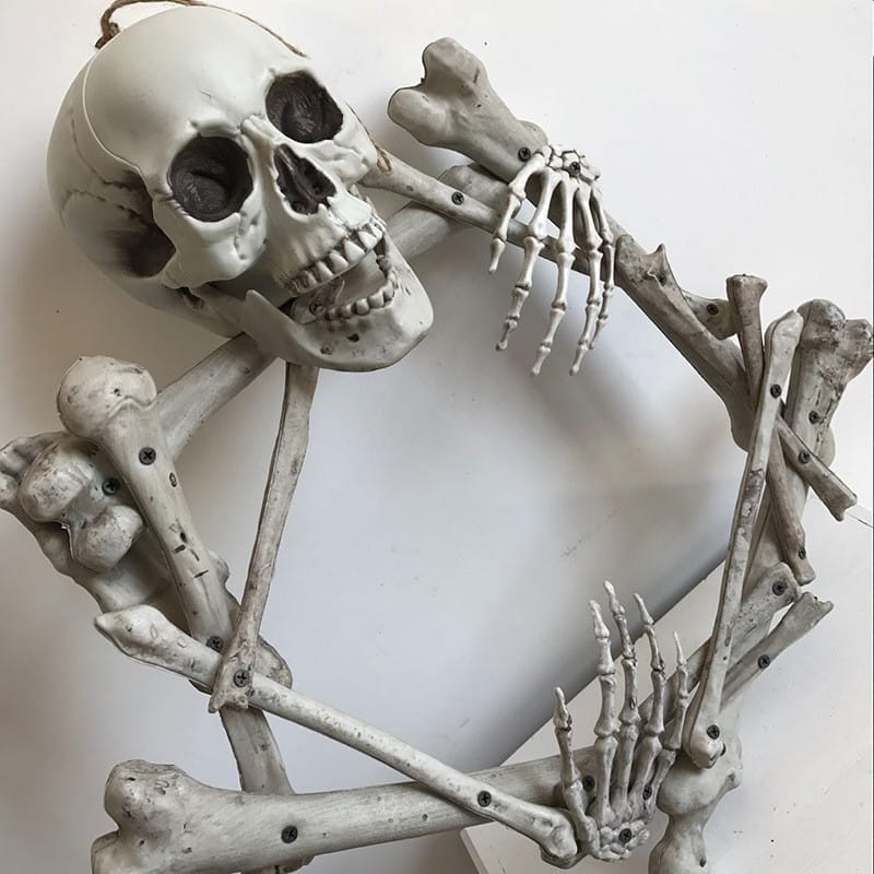 Twisted Skeleton Wreath