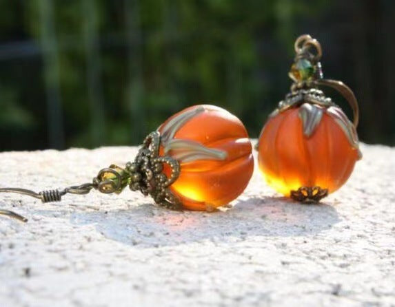 Vintage-style Pumpkin Pendant Drop Earrings