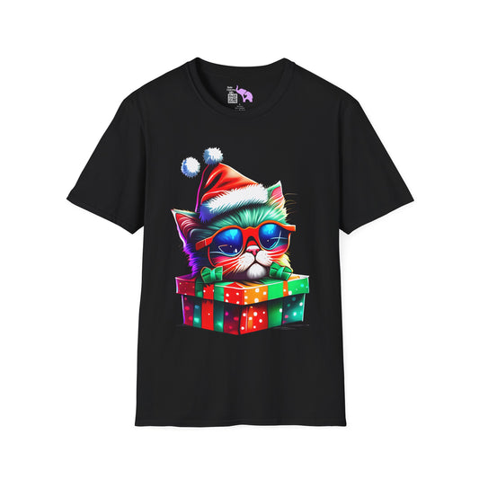 Christmas Kitten w/Gift Adult T-shirt