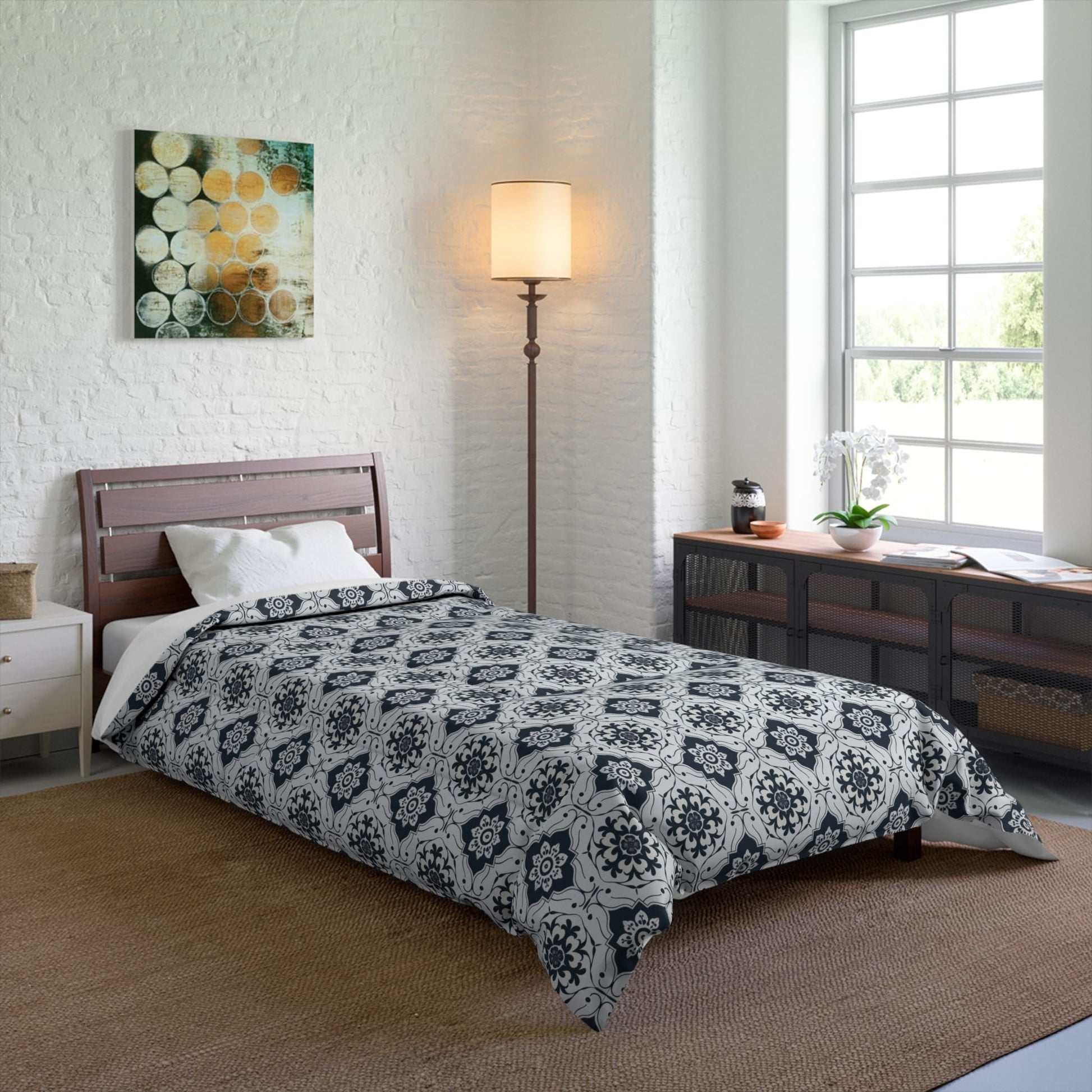 Lisbon Noir Comforter