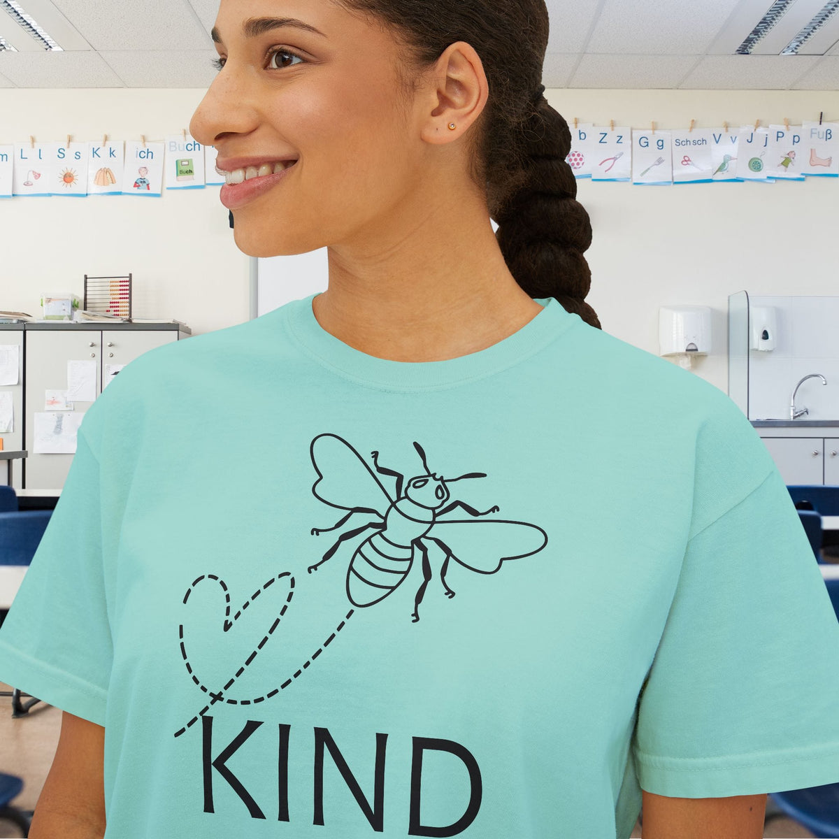 Bee Kind Women's Boxy Tee