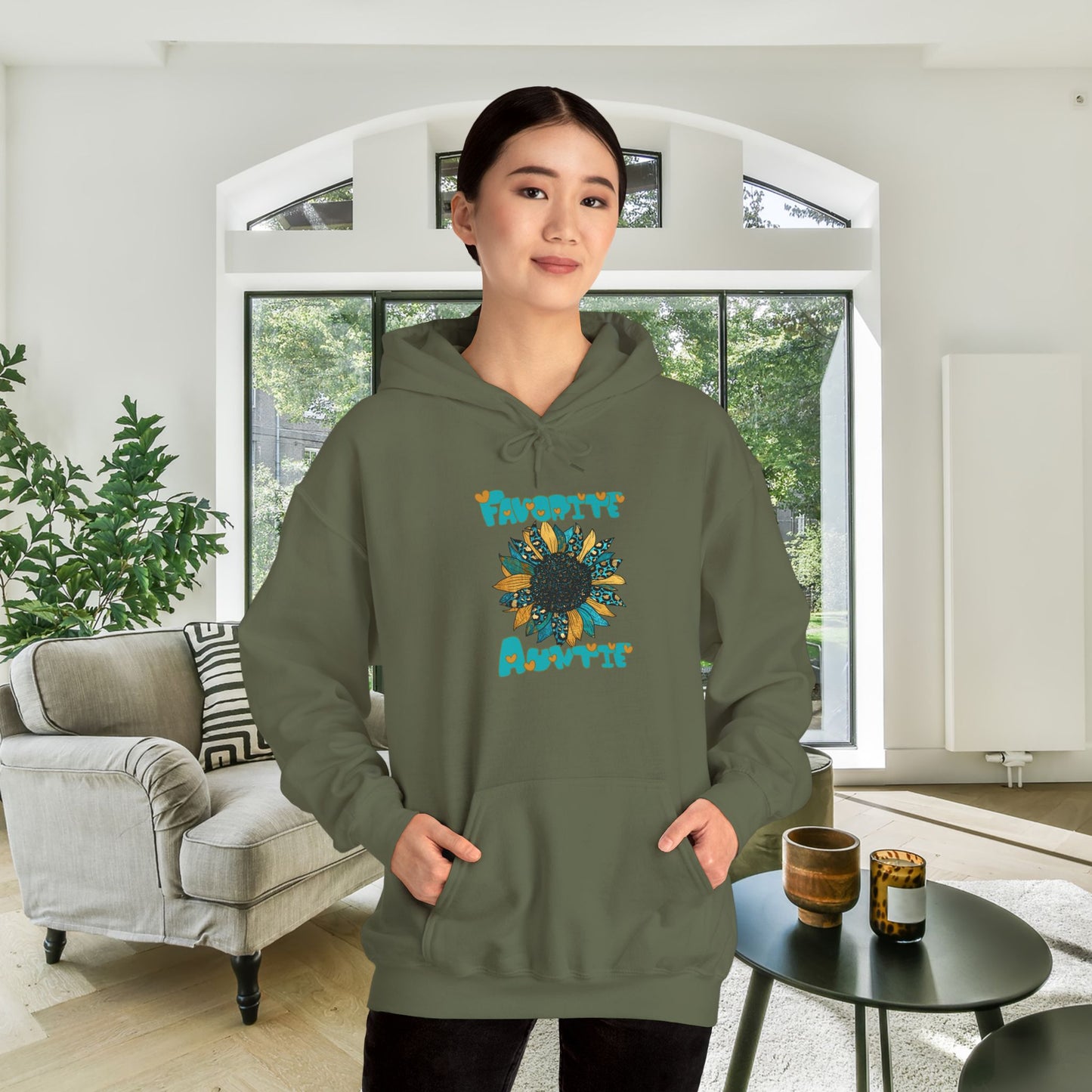 Favorite Auntie Teal/Gold Heavy Blend™ Hooded Sweatshirt