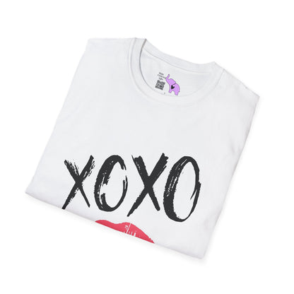 XOXO Lips Adult T-shirt