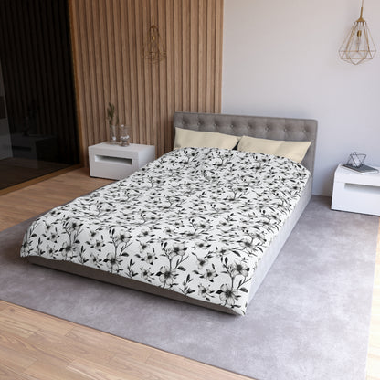 Black & White Five Petal Floral Duvet Bedding Set