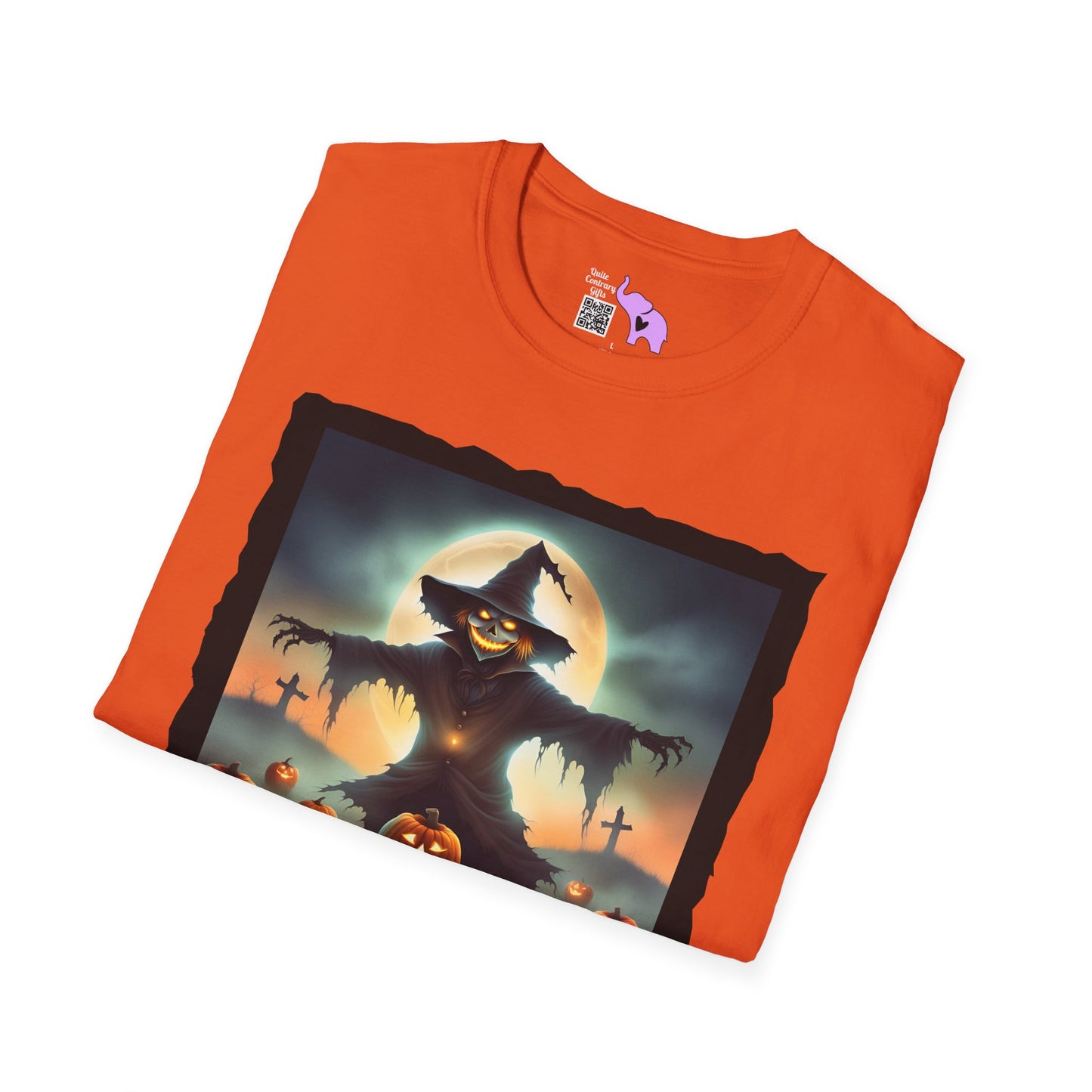 Halloween Scarecrow w/Pumpkins 2 Adult T-shirt