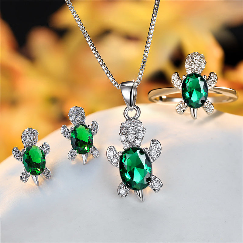 Tortoise-shaped Gemstone Necklace