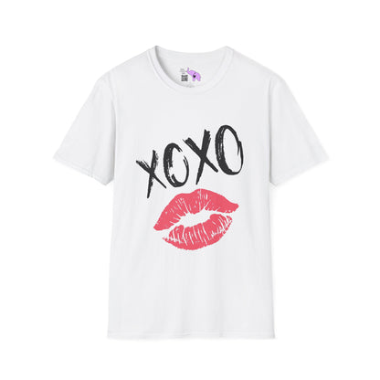 XOXO Lips Adult T-shirt