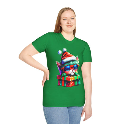 Christmas Kitten w/Gift T-shirt