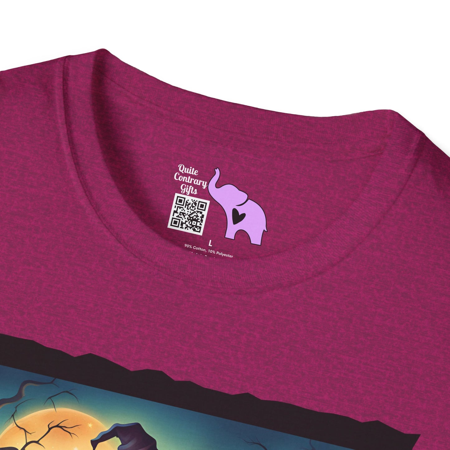 Halloween Scarecrow w/Pumpkins 3 Adult T-shirt