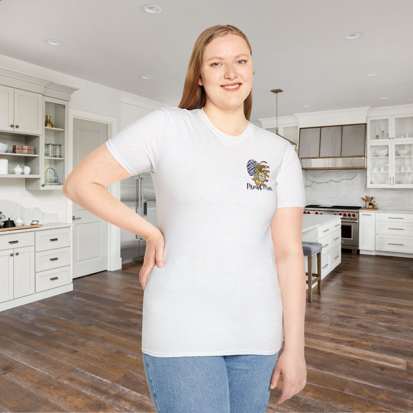 Proud Mom of US Marine Daughter T-shirt