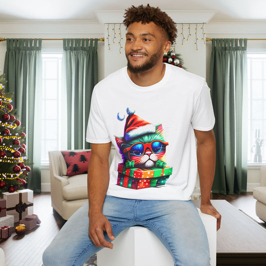 Christmas Kitten w/Gift Adult T-shirt