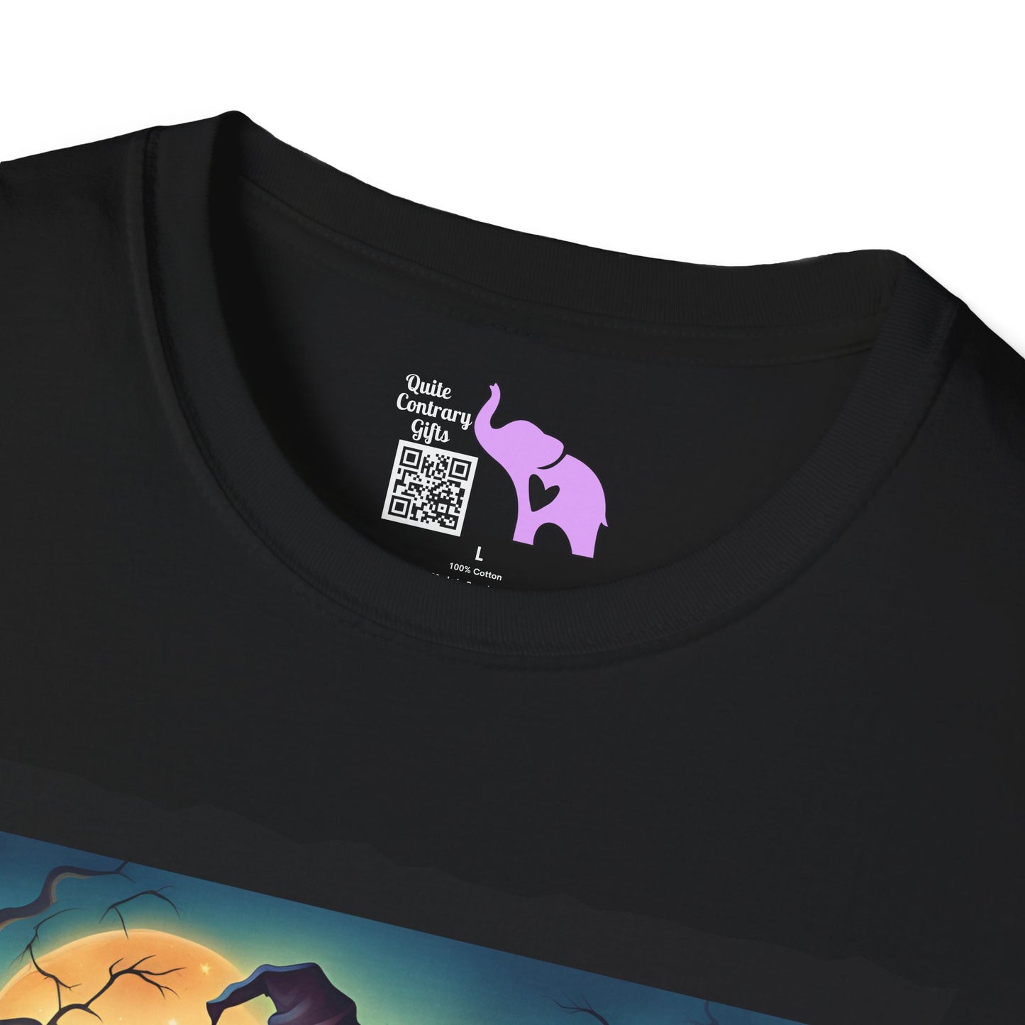 Halloween Scarecrow w/Pumpkins 3 Adult T-shirt