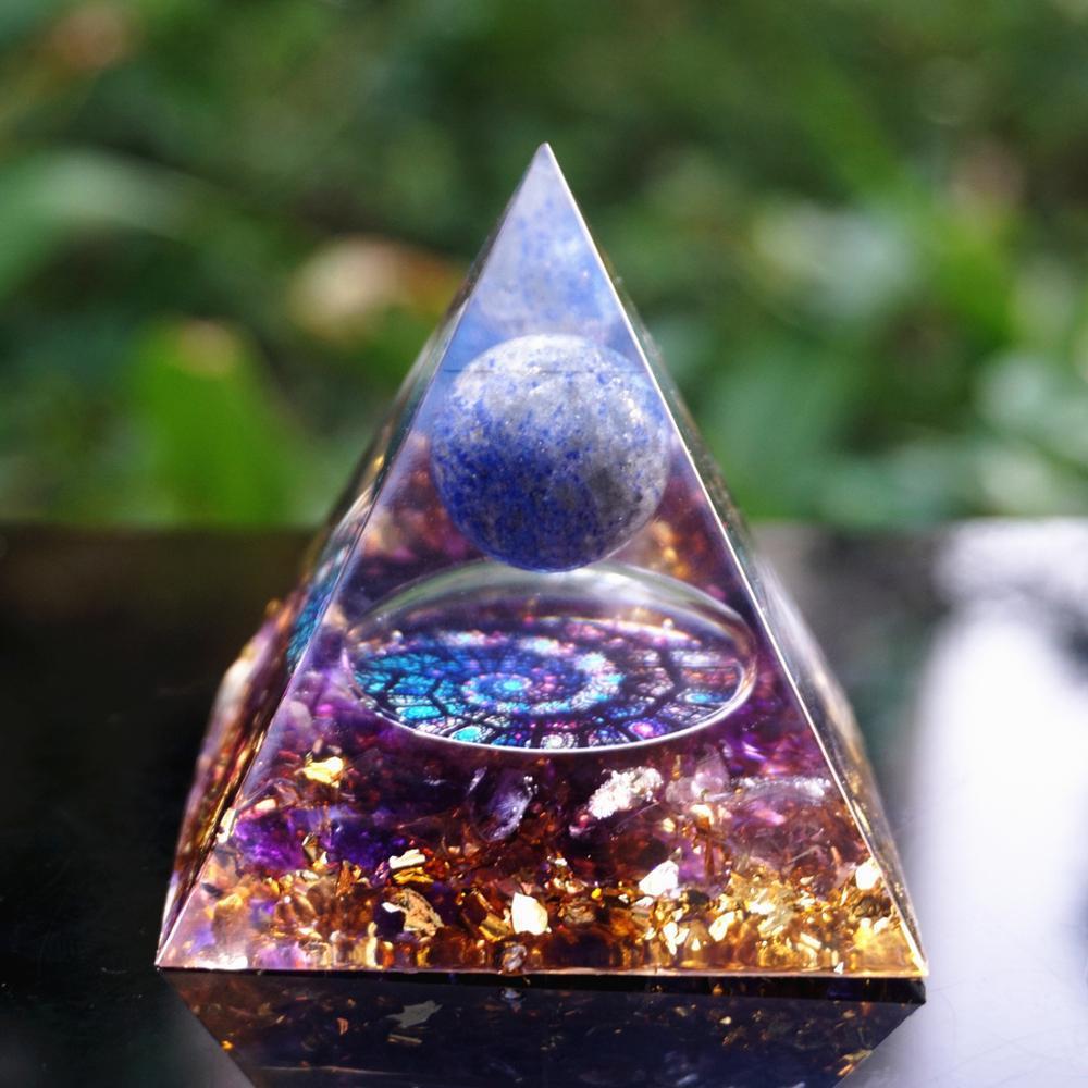 Geometric Power Resin Pyramid 6mm