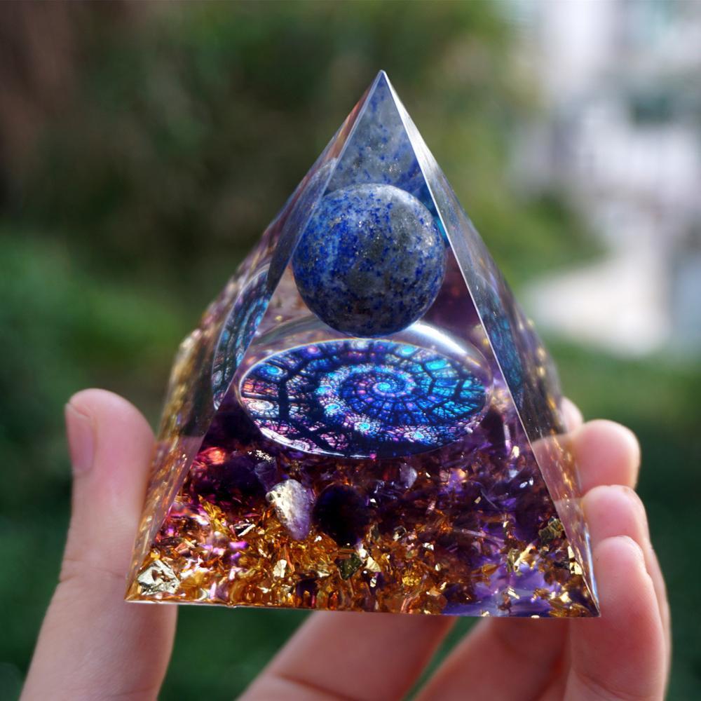 Geometric Power Resin Pyramid 6mm