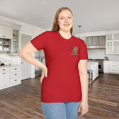 Proud Mom of US Army Soldier Daughter Adult T-shirt