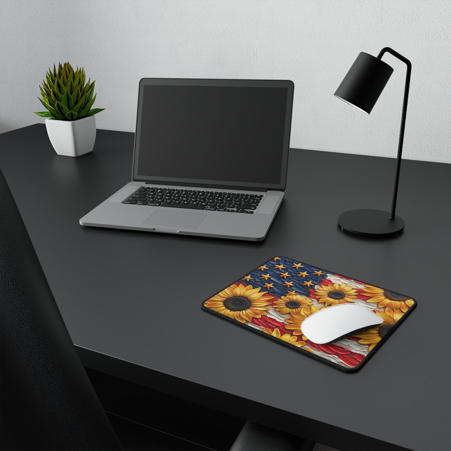 Petals & Patriotism Non-Slip Gaming Mouse Pad