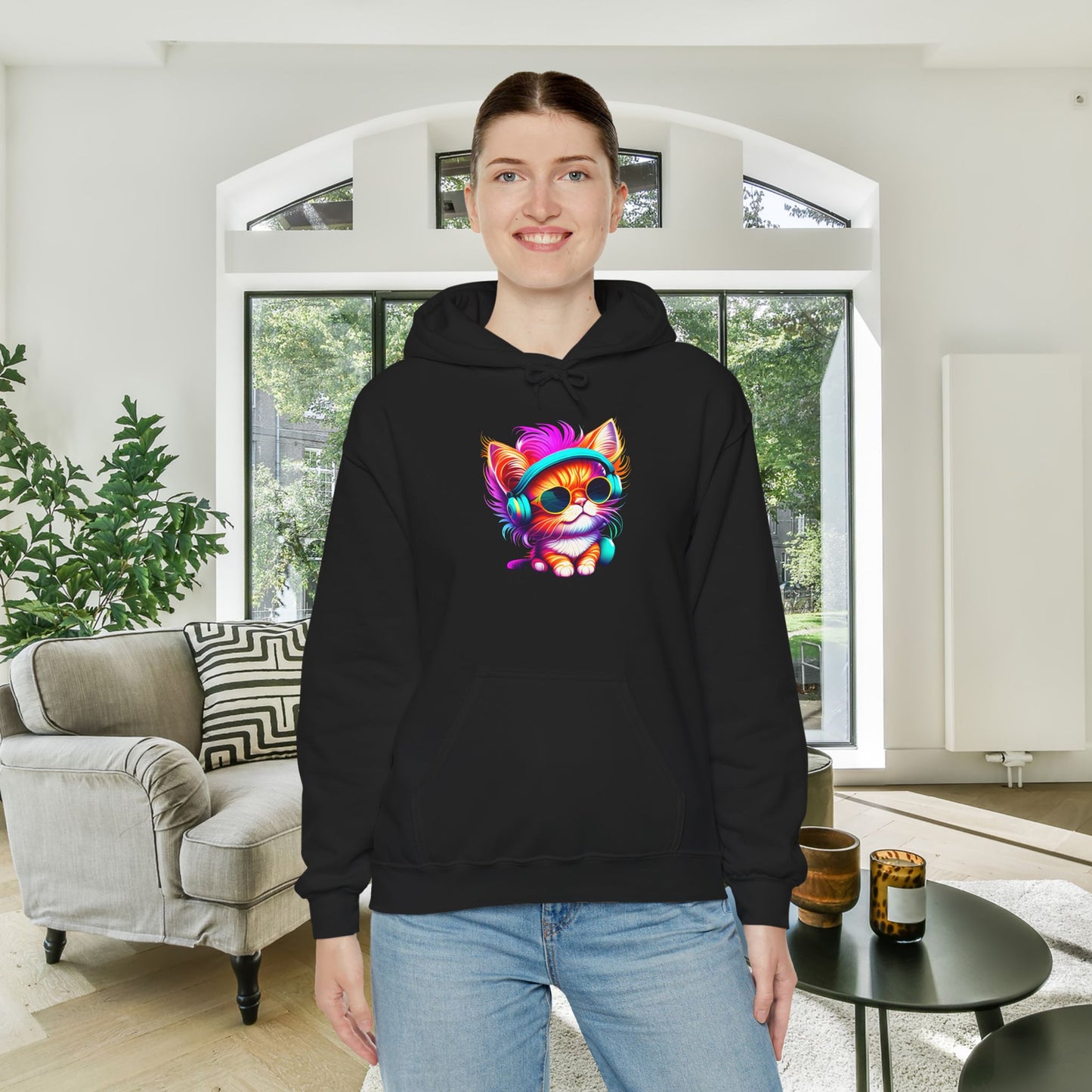 Cool Kitten w/Headphones Heavy Blend™ Hooded Sweatshirt