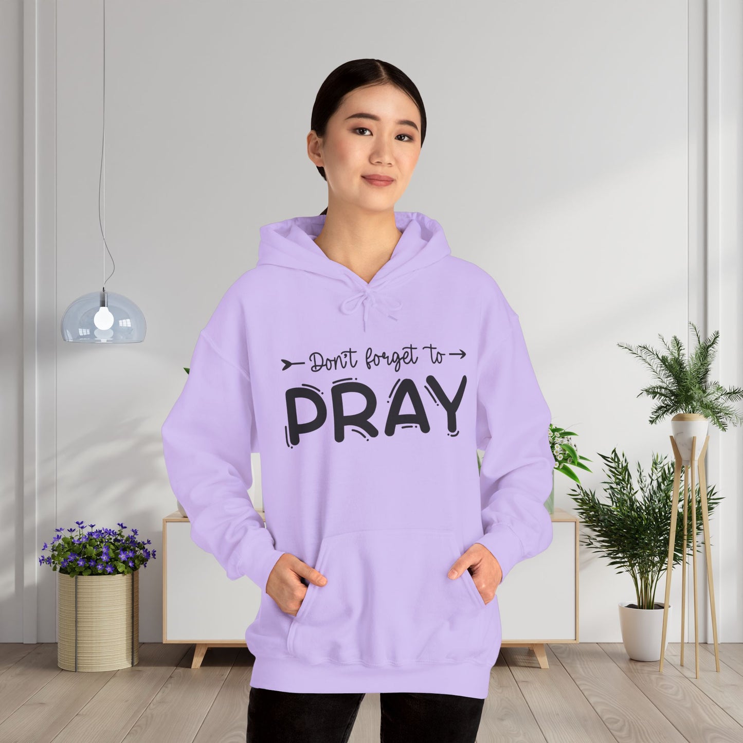 Don't Forget To Pray Heavy Blend™ Hooded Sweatshirt