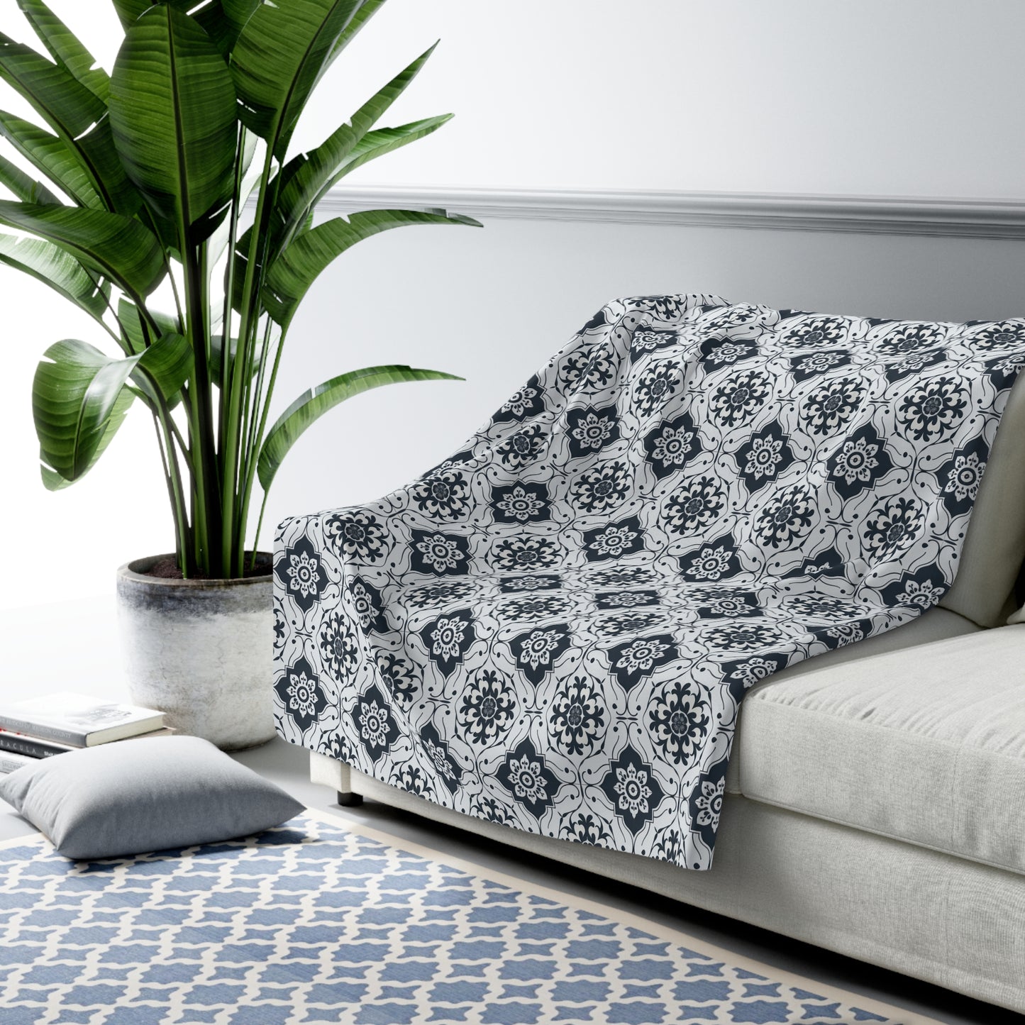 Lisbon Noir Basic Bedding Set