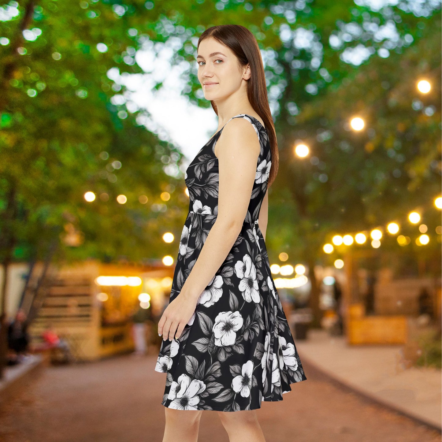 Black & White Daisies Women's Skater Dress