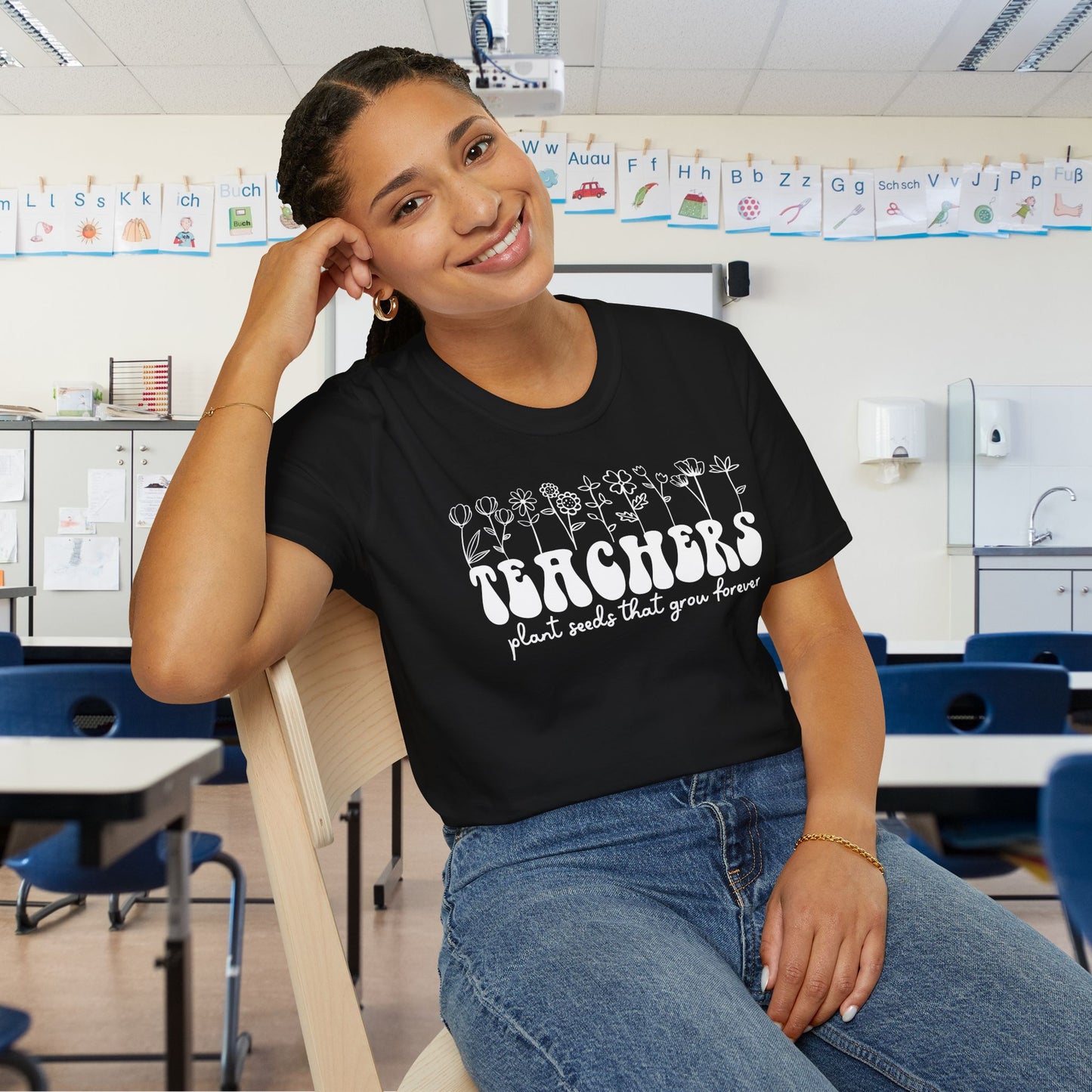 Teachers Plant Seets That Grow Forever Adult T-shirt