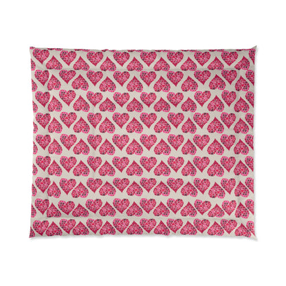 Simple Hearts Comforter