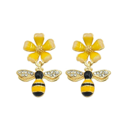 Bee & Daisy Flower Earrings