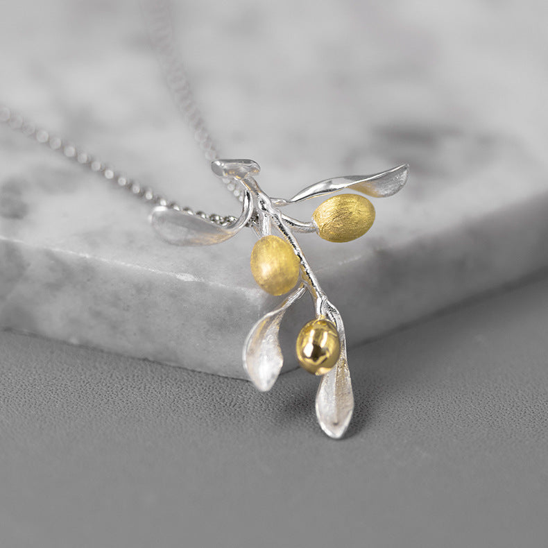 The Taste Of Love Pure Silver Elegant Olive Branch Pendant Without Chain