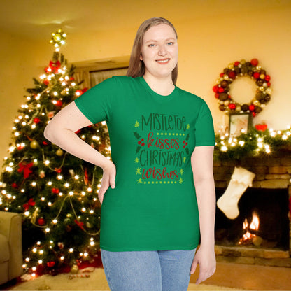 Mistletoe Kisses Christmas Wishes T-shirt