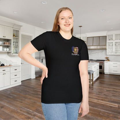 Proud Mom of US Army Soldier Daughter Adult T-shirt