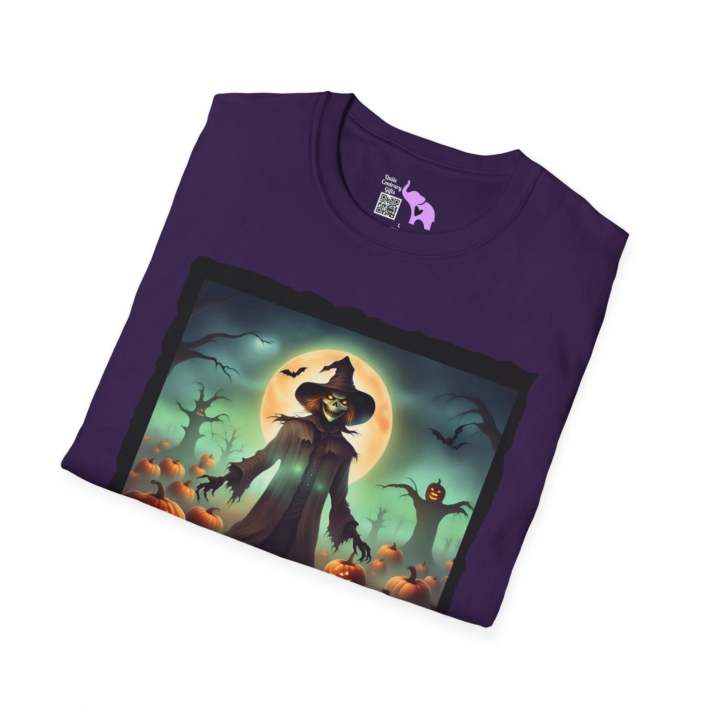 Halloween Scarecrow w/Pumpkins 4 Adult T-shirt