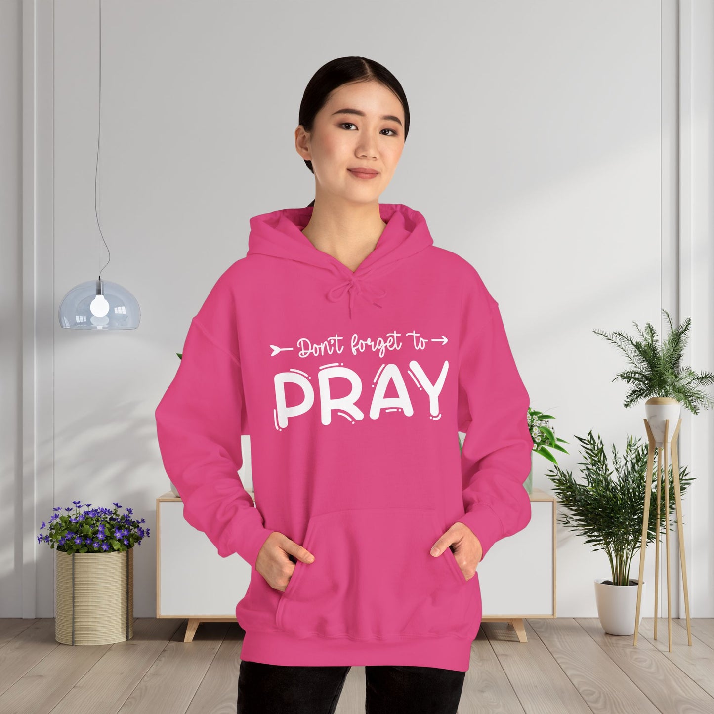 Don't Forget To Pray Heavy Blend™ Hooded Sweatshirt