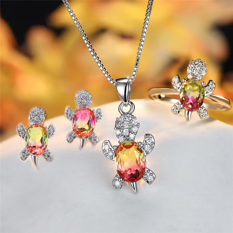 Tortoise-shaped Gemstone Necklace