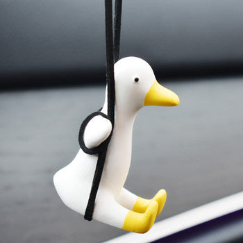 Rearview Mirror Swinging Duck/Pinguin Pendant