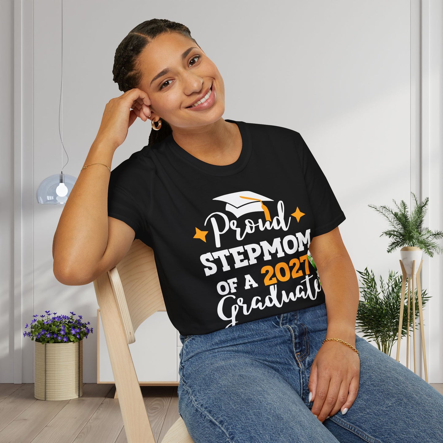 Proud Stepmom of a 2027 Graduate Adult T-shirt
