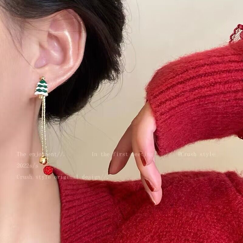 Adorable Moving Santa Claus Long Tassel Earrings Sets