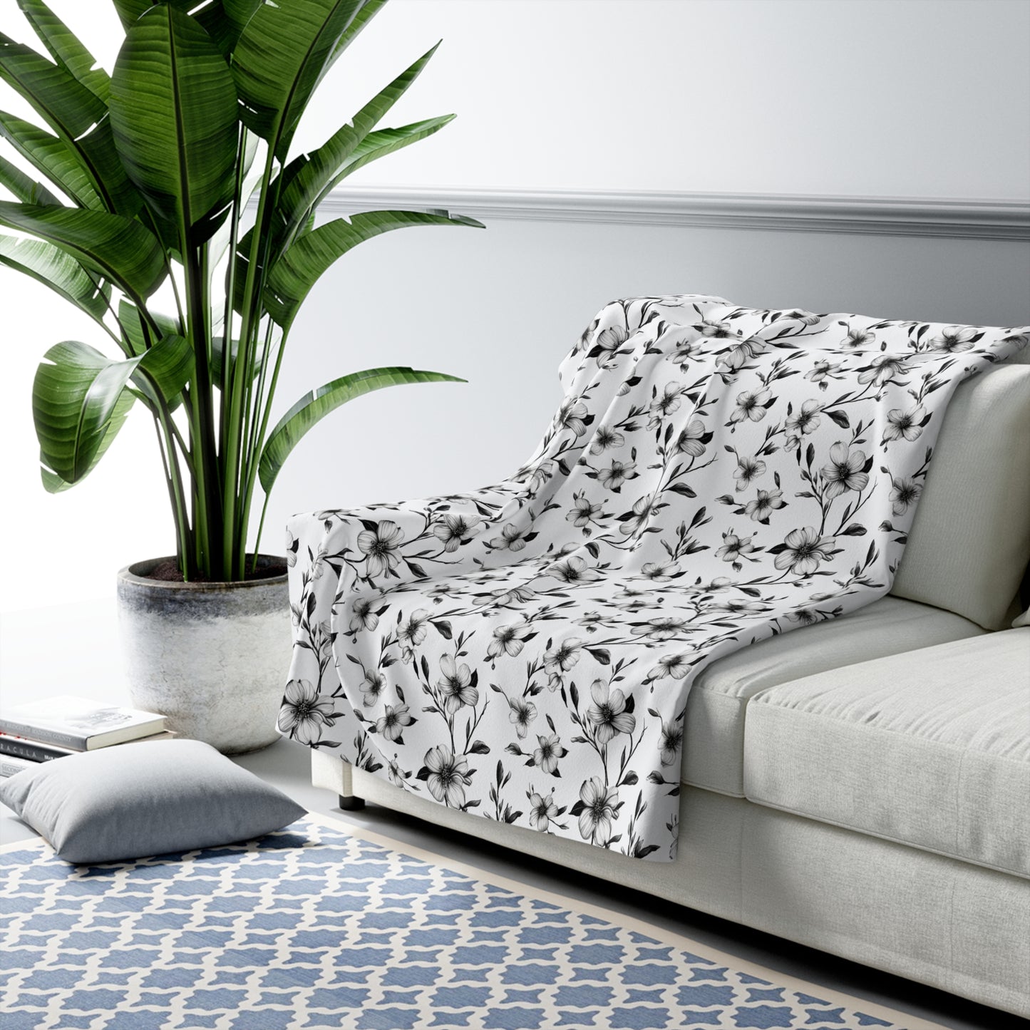 Black & White Five Petal Floral Duvet Bedding Set