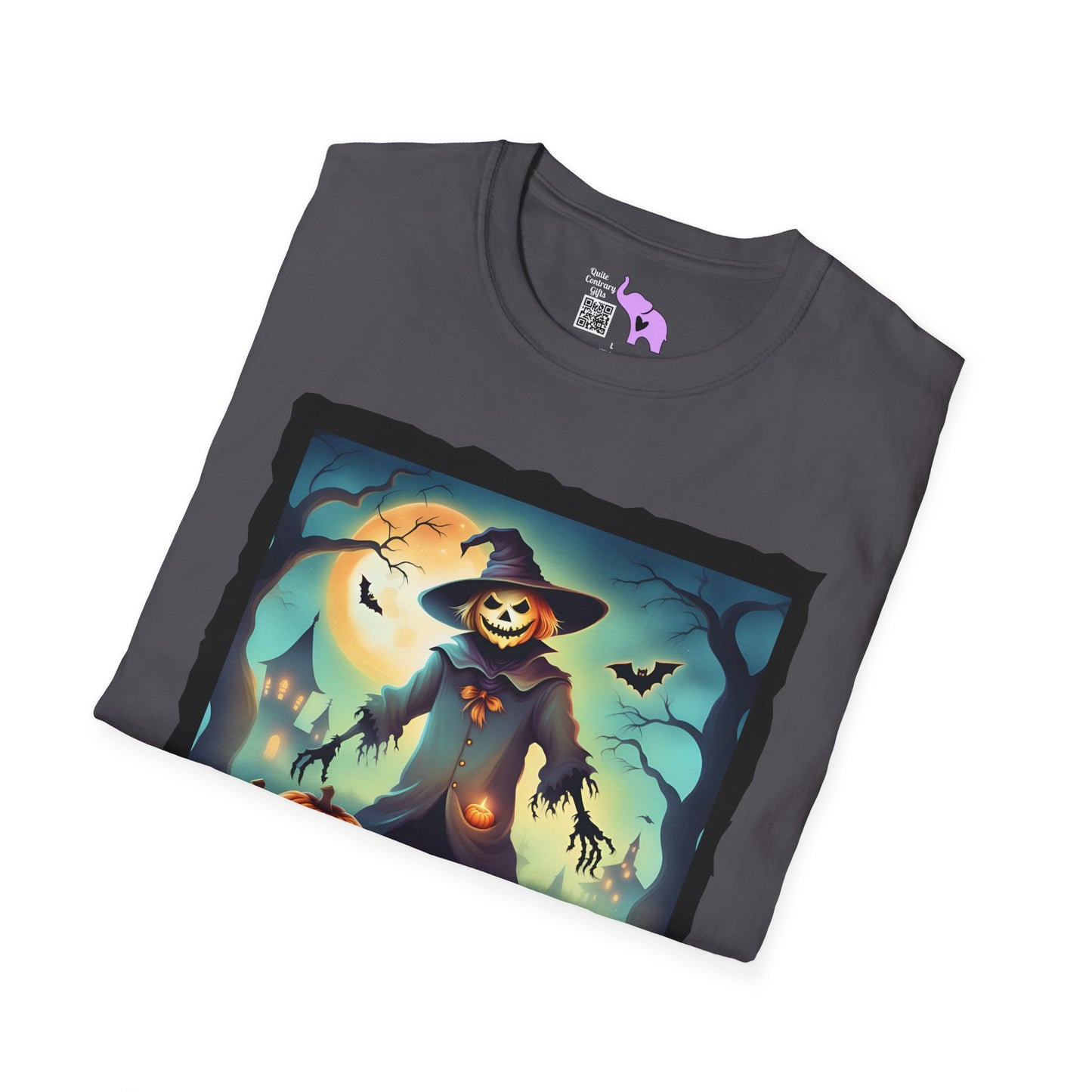 Halloween Scarecrow w/Pumpkins 3 Adult T-shirt