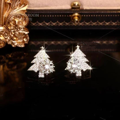 Rhinestone Christmas Tree Earrings with Spinning Snowflakes – Gold or Silver
