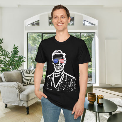 Abraham Lincoln w/Flag Sunglasses Adult T-shirt