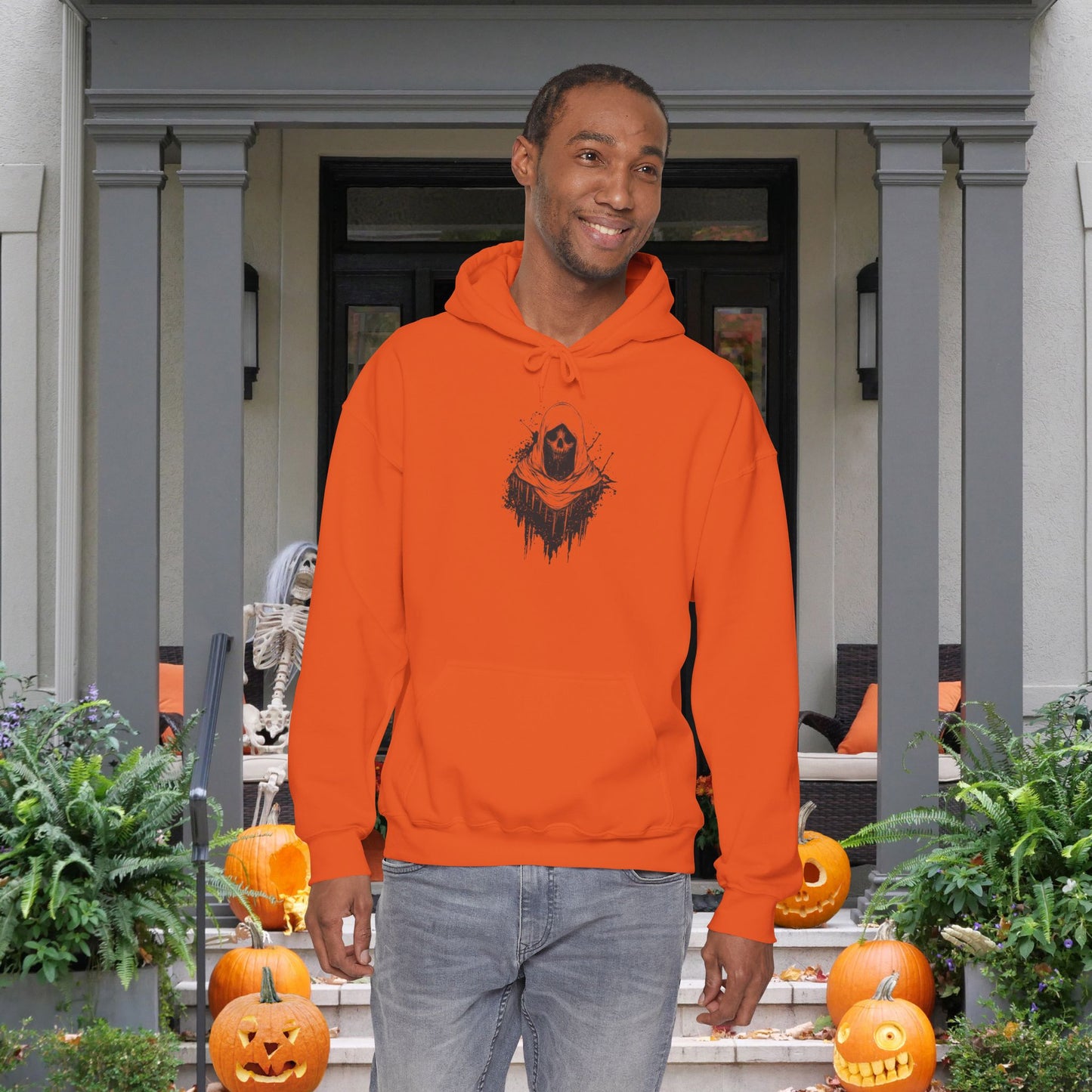Creepy Ghost Heavy Blend™ Hooded Sweatshirt