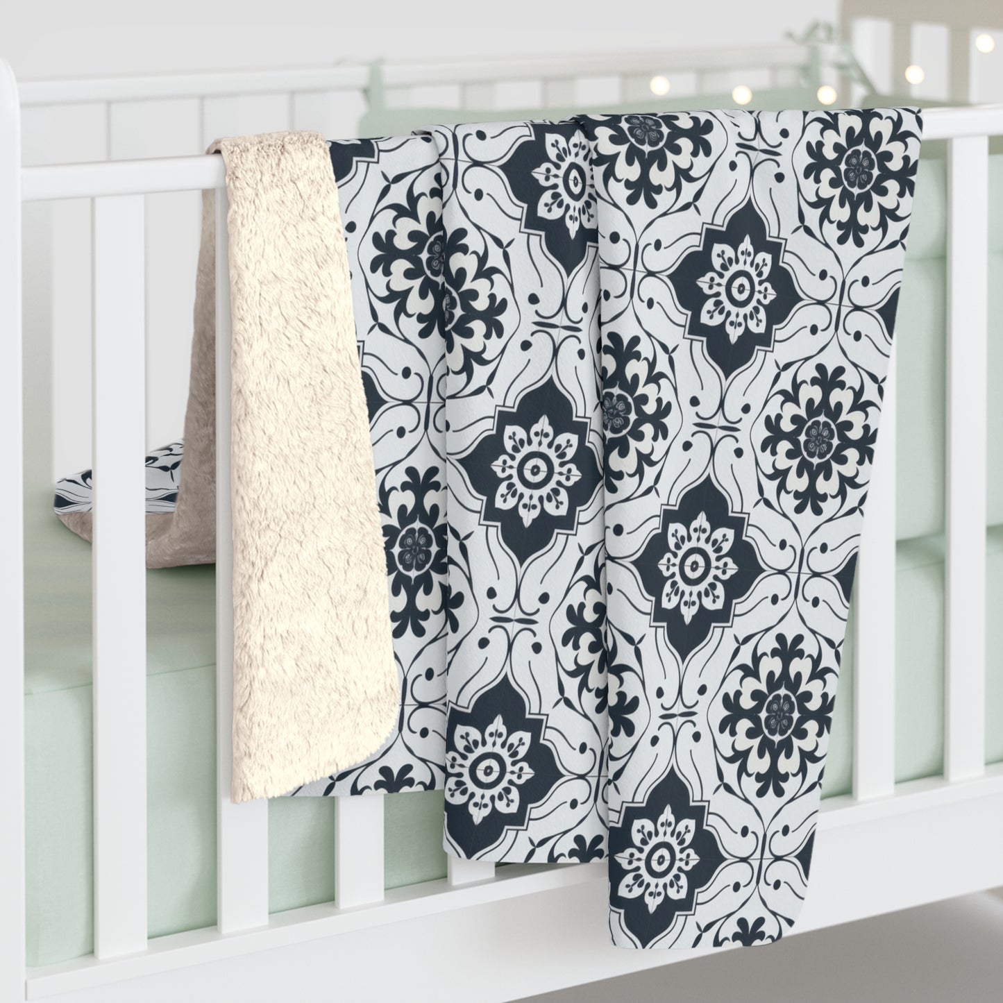 Lisbon Noir Fleece Blanket