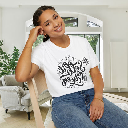 Selfie Queen (Mirror) Adult T-shirt