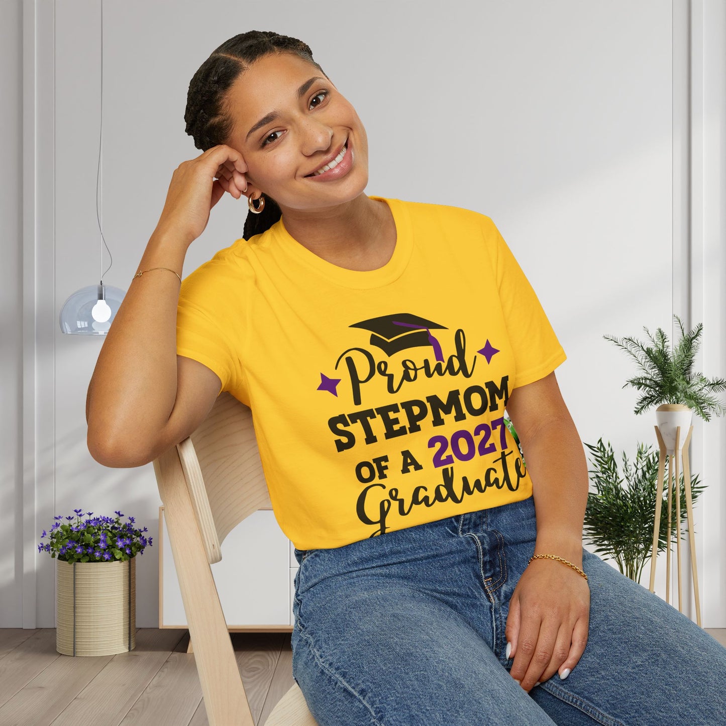 Proud Stepmom of a 2027 Graduate Adult T-shirt