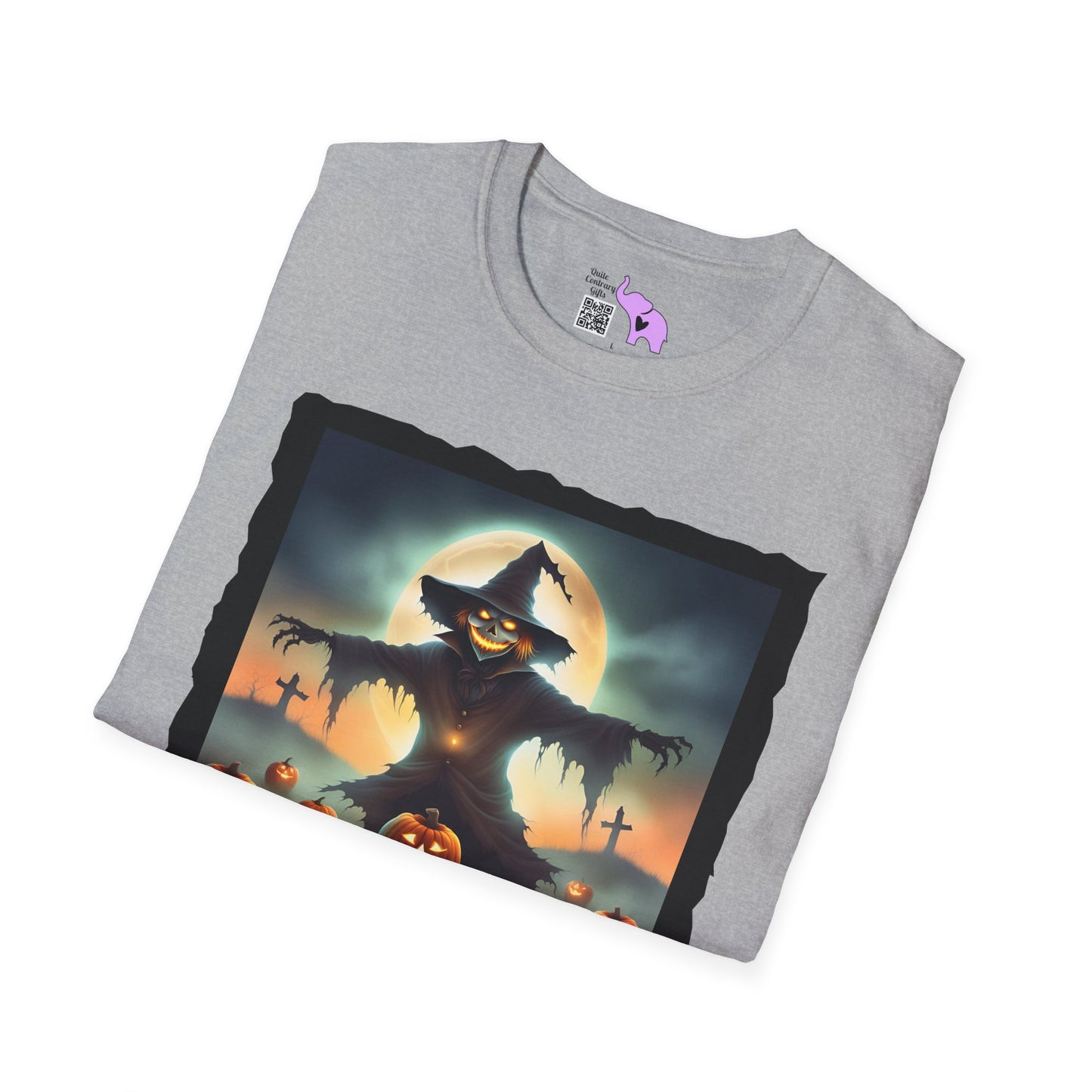 Halloween Scarecrow w/Pumpkins 2 Adult T-shirt