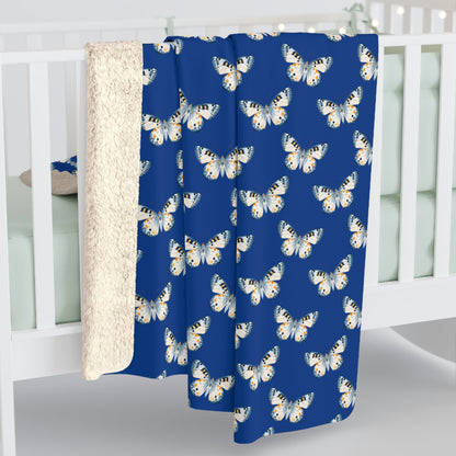 Dusky Wings Fleece Blanket