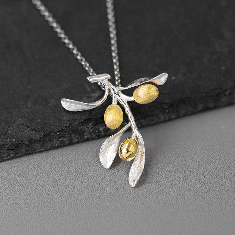 The Taste Of Love Pure Silver Elegant Olive Branch Pendant Without Chain