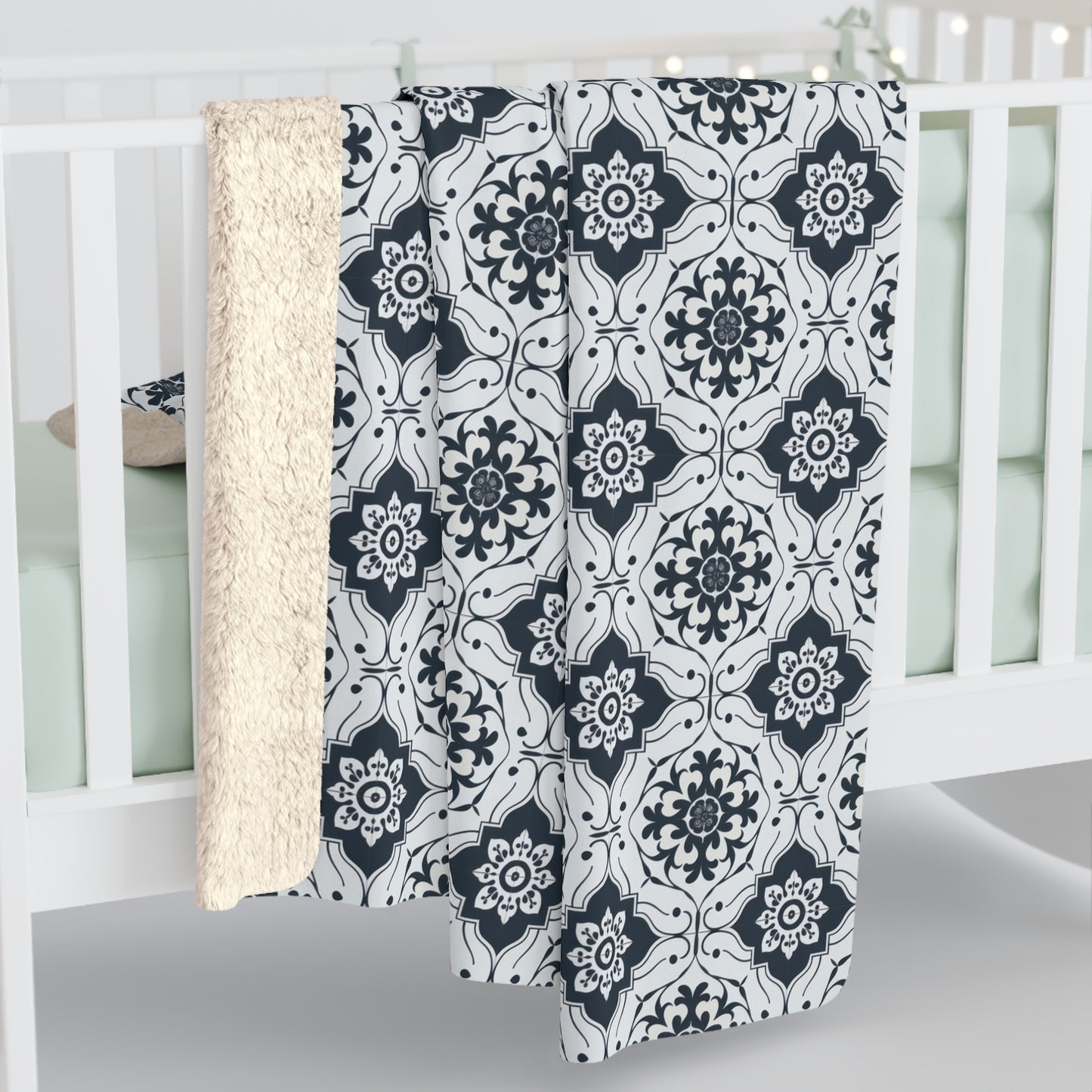 Lisbon Noir Fleece Blanket